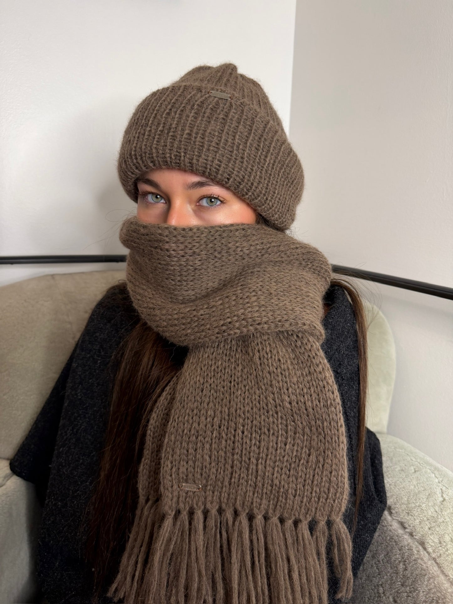 Summit Scarf Medium Brown